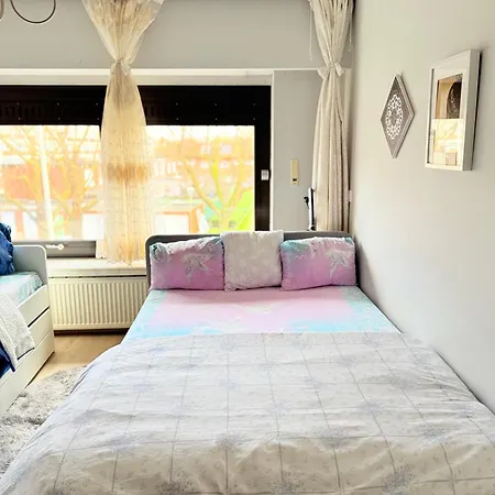 Ngipe's Tomorrowland Holiday home